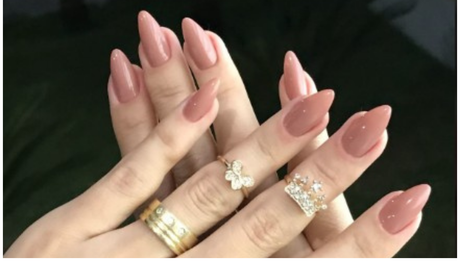 Uñas acrílicas
